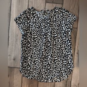 Vero moda Leopard print top size medium